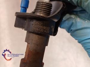 Injecteurs d'un Kia Sorento III (UM) 2.2 CRDi 16V VGT 4x4 2015