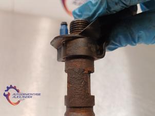 Injecteurs d'un Kia Sorento III (UM) 2.2 CRDi 16V VGT 4x4 2015