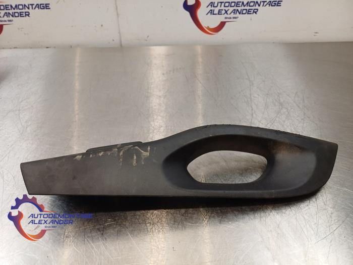 Usados Interruptor combinado de ventanillas Renault Trafic (1FL/2FL/3FL/4FL) 1.6 dCi 120 Twin Turbo Precio de solicitud ofrecido por Alexander Autodemontage