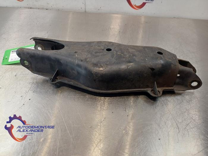 Rear undertray