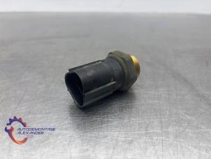 Kühler Temperatursensor van een Seat Ibiza ST (6J8) 1.2 12V 2013
