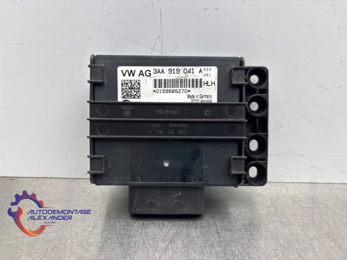 Usados Módulo electrónico central Volkswagen Golf VI (5K1) 1.6 TDI 16V Precio de solicitud ofrecido por Alexander Autodemontage