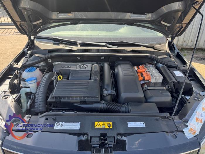 Usagé Moteur IMA Volkswagen Jetta IV (162/16A) 1.4 TSI Hybrid 16V Prix € 3.000,00 Règlement à la marge proposé par Alexander Autodemontage