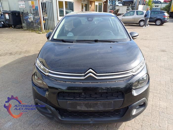 Używane Maska Citroen C3 (SX/SW) 1.2 12V e-THP PureTech 110 Cena € 400,00 Procedura marży oferowane przez Alexander Autodemontage