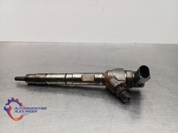 Gebrauchte Einspritzdüse (Diesel) Volkswagen Passat (3G2) 1.6 TDI 16V Preis € 70,00 Mit Mehrwertsteuer angeboten von Alexander Autodemontage