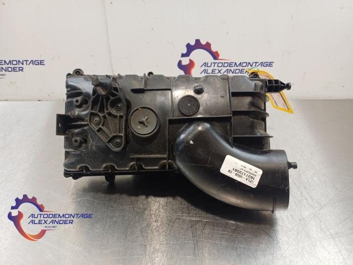 Gebrauchte Luftfiltergehäuse Landrover Range Rover IV (LG) 4.4 SDV8 32V Preis auf Anfrage angeboten von Alexander Autodemontage