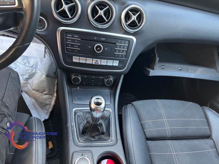 Getriebe van een Mercedes-Benz A (W176) 1.5 A-180 CDI, A-180d 16V 2016