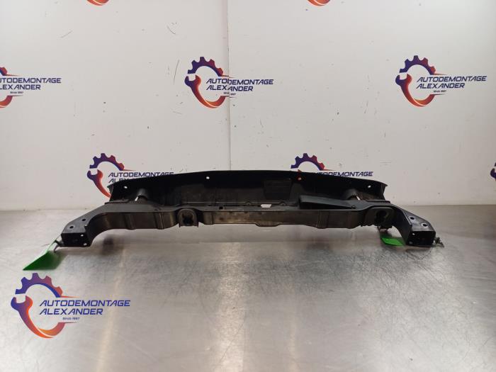 Front body panel
