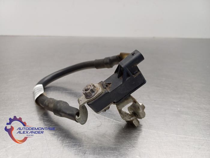 Begagnade Batterisensor Volkswagen Polo VI (AW1) 1.0 TSI 12V Pris € 14,99 Inklusive moms erbjuds av Alexander Autodemontage