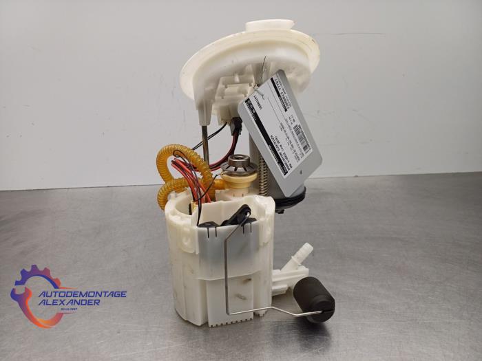 Gebrauchte Kraftstoffpumpe Elektrisch BMW 3 serie Touring (F31) 318i 1.5 TwinPower Turbo 12V Preis € 79,99 Mit Mehrwertsteuer angeboten von Alexander Autodemontage