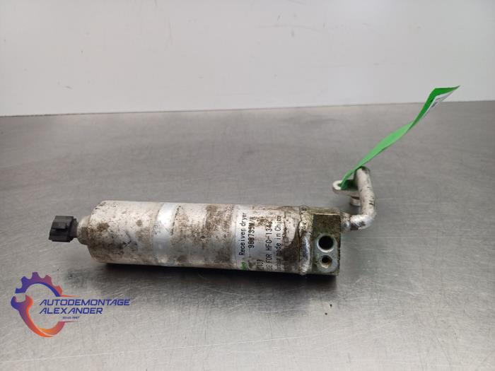 Usagé Déshydrateur clim Nissan Qashqai (J10) 1.5 dCi DPF Prix € 40,00 Prix TTC proposé par Alexander Autodemontage