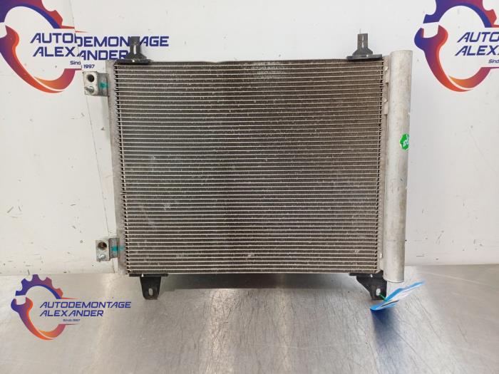 Usagé Condenseur de climatisation Opel Corsa F (UB/UH/UP) 1.2 12V 75 Prix € 120,00 Prix TTC proposé par Alexander Autodemontage