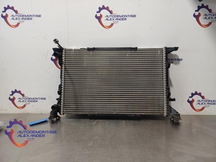 Used Radiator Audi A5 Sportback (8TA) 2.0 TFSI 16V Price € 44,99 Inclusive VAT offered by Alexander Autodemontage