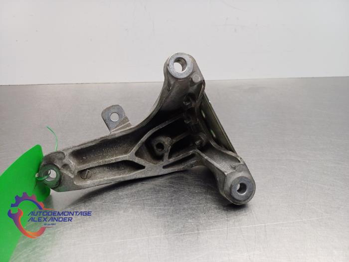 Used Engine mount Audi S4 (B8) S4 3.0 TFSI V6 24V Price € 25,00 Inclusive VAT offered by Alexander Autodemontage