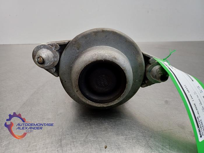 Used Engine mount Mercedes C (W204) 1.8 C-180 CGI 16V Price € 30,00 Inclusive VAT offered by Alexander Autodemontage