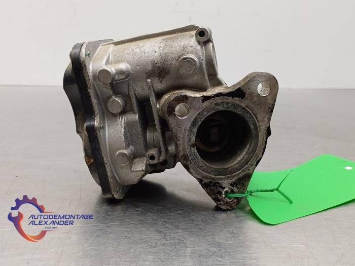 Usados Válvula EGR Mercedes A (W176) 1.5 A-180 CDI, A-180d 16V Precio € 19,99 IVA incluido ofrecido por Alexander Autodemontage