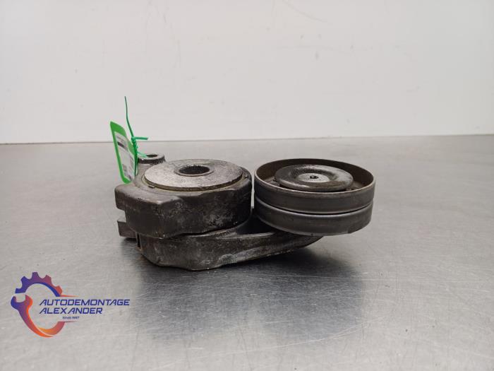 Usados Rodillo tensor correa múltiple Volkswagen Scirocco (137/13AD) 1.4 TSI 160 16V Precio € 14,99 IVA incluido ofrecido por Alexander Autodemontage