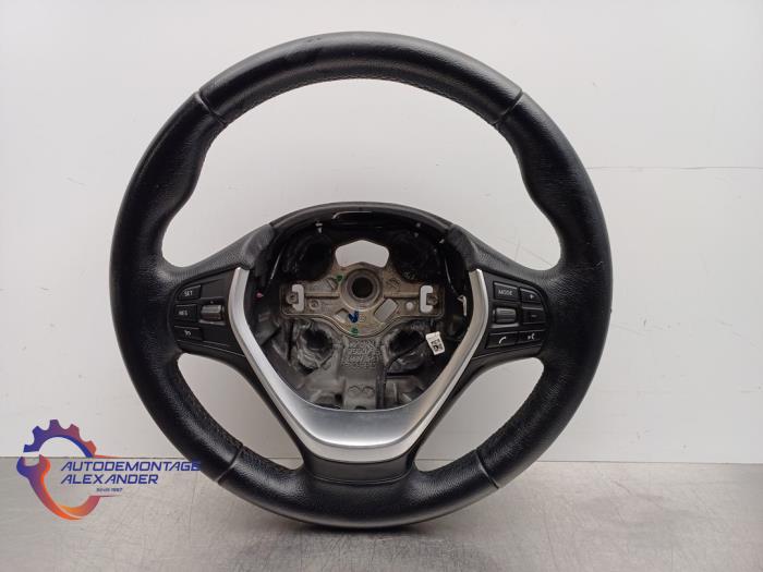Begagnade Ratt BMW 1 serie (F21) 116i 1.6 16V Pris € 121,00 Inklusive moms erbjuds av Alexander Autodemontage