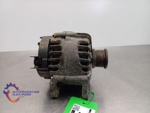 Dynamo van een Opel Vivaro 1.6 CDTI 90