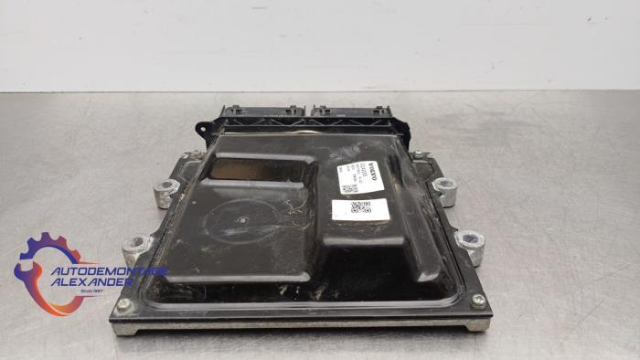 Used Engine management computer Volvo V60 II (ZW) 2.0 D4 16V Price € 124,99 Inclusive VAT offered by Alexander Autodemontage