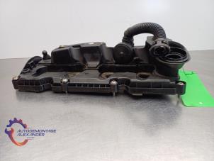 Ventildeckel van een Volkswagen Golf VII (AUA) 1.6 TDI BMT 16V