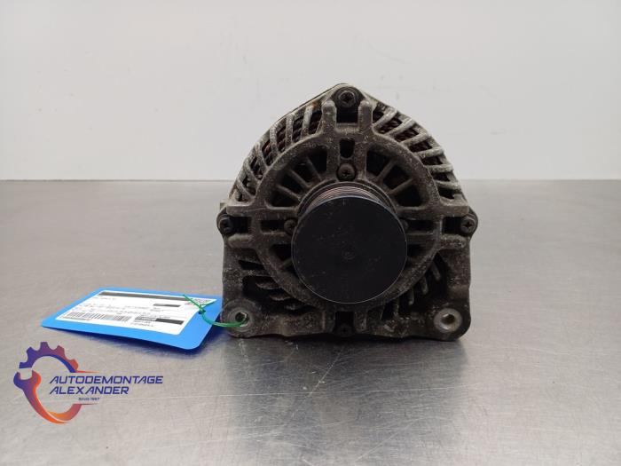 Gebrauchte Dynamo Renault Megane III Grandtour (KZ) 1.4 16V TCe 130 Preis € 50,00 Mit Mehrwertsteuer angeboten von Alexander Autodemontage