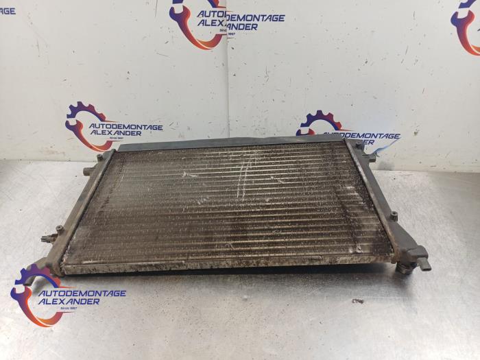 Usagé Radiateur Volkswagen Golf VI (5K1) 1.4 16V Prix € 35,00 Règlement à la marge proposé par Alexander Autodemontage