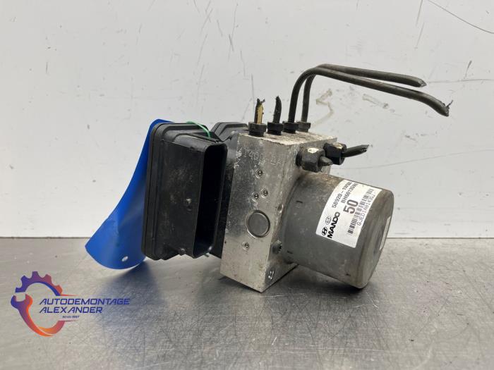 Begagnade ABS-pump Kia Rio III (UB) 1.2 CVVT 16V Pris € 70,00 Inklusive moms erbjuds av Alexander Autodemontage