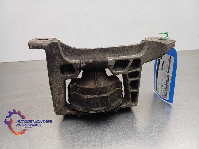 Used Engine mount Ford Transit Connect (PJ2) 1.5 TDCi ECOnetic Price € 30,00 Inclusive VAT offered by Alexander Autodemontage