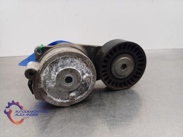 Usados Rodillo tensor correa múltiple Fiat 500 (312) 0.9 TwinAir 85 Precio € 19,99 IVA incluido ofrecido por Alexander Autodemontage