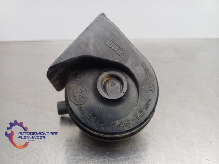 Używane Klakson Mini Mini (R56) 1.4 16V One Cena € 35,01 Z VAT oferowane przez Alexander Autodemontage