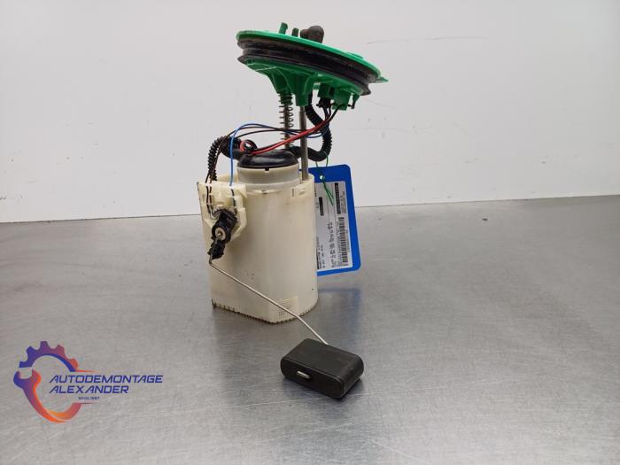 Usagé Pompe à carburant Volkswagen Golf VII (AUA) 1.4 TSI BlueMotion Technology 125 16V Prix € 19,99 Prix TTC proposé par Alexander Autodemontage