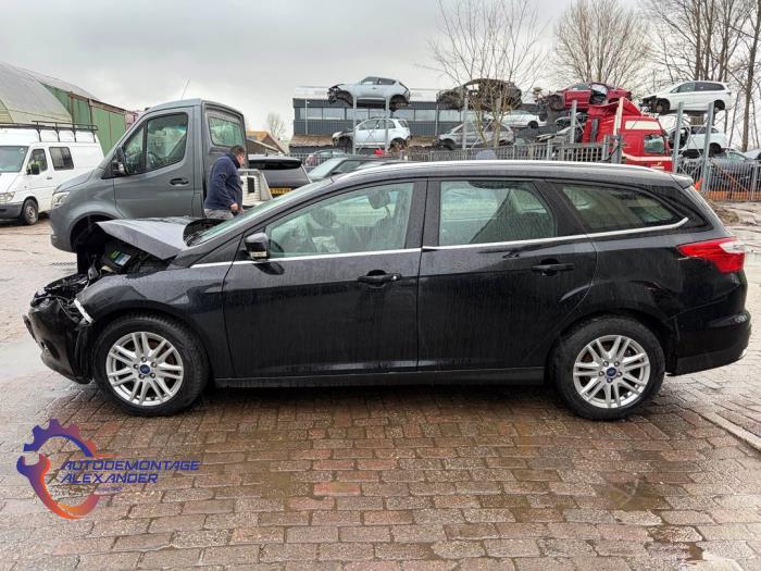 Używane Nadkole Ford Focus 3 Wagon 1.0 Ti-VCT EcoBoost 12V 125 Cena € 24,99 Z VAT oferowane przez Alexander Autodemontage