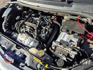 Motor van een Opel Corsa E 1.3 CDTi 16V ecoFLEX 2017