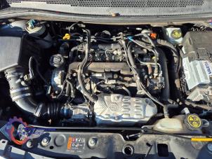 Motor van een Opel Corsa E 1.3 CDTi 16V ecoFLEX 2017