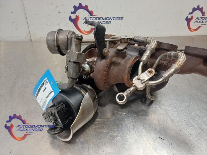 Turbo d'un Volkswagen Transporter T5 2.0 TDI DRF 4Motion