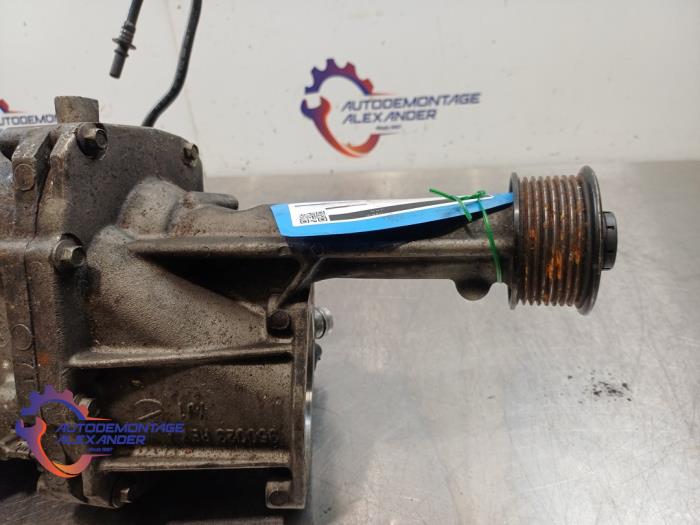 Compressor from a Jaguar XF Sportbrake 2.2 D 16V 2015