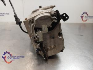 Compressor from a Jaguar XF Sportbrake 2.2 D 16V 2015