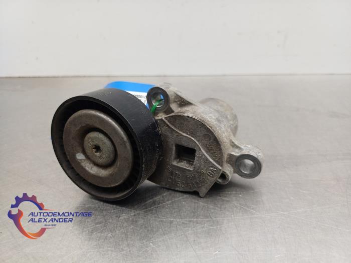 Usados Rodillo tensor correa múltiple Ford Focus 3 Wagon 1.0 Ti-VCT EcoBoost 12V 125 Precio € 24,95 IVA incluido ofrecido por Alexander Autodemontage