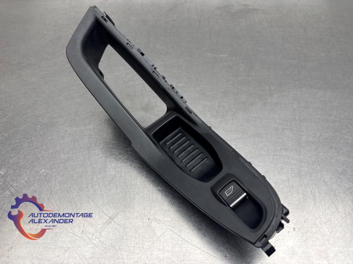 Usados Interruptor de ventanilla eléctrica Ford Fiesta 6 (JA8) 1.0 EcoBoost 12V 100 Precio € 9,99 IVA incluido ofrecido por Alexander Autodemontage