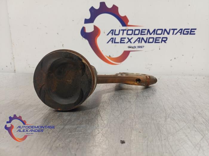 Used Piston Volkswagen Golf VII (AUA) 1.2 TSI 16V Price € 50,00 Margin scheme offered by Alexander Autodemontage