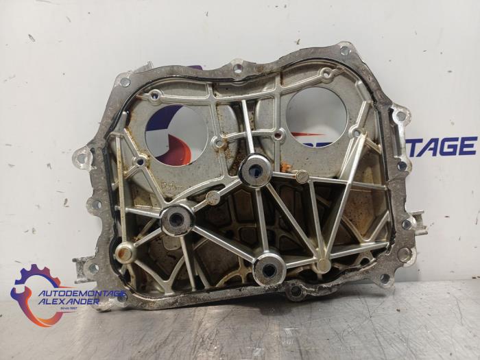 Usagé Couvercle de distribution Mercedes A (W176) 1.6 A-180 16V Prix € 27,50 Prix TTC proposé par Alexander Autodemontage