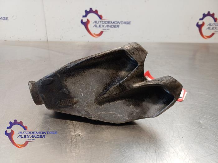 Used Engine mount Audi A4 (B8) 3.2 FSI V6 24V Quattro Price € 9,99 Margin scheme offered by Alexander Autodemontage