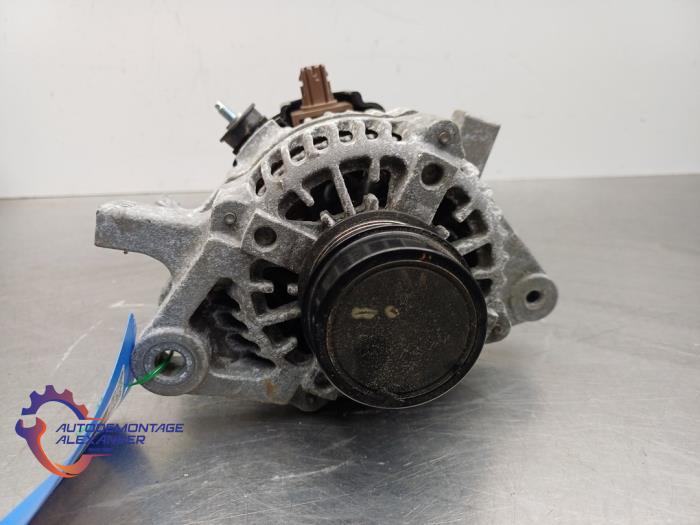 Begagnade Dynamo Toyota Auris (E18) 1.3 VVT-I 16V Pris € 49,99 Inklusive moms erbjuds av Alexander Autodemontage