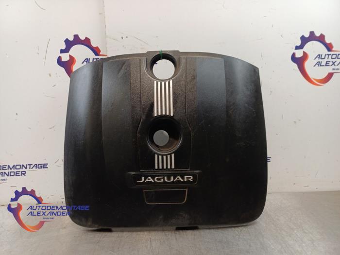 Used Engine cover Jaguar F-type 3.0 S V6 24V Price € 75,00 Margin scheme offered by Alexander Autodemontage