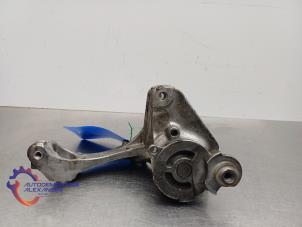 Spanrolle multiriem van een Nissan Micra (K13) 1.2 12V DIG-S 2015