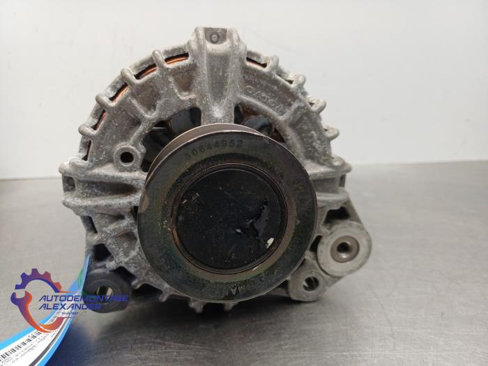Usagé Dynamo Volvo V40 (MV) 1.6 T2 GTDi 16V Prix € 75,00 Prix TTC proposé par Alexander Autodemontage