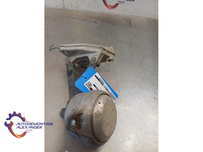 Used Engine mount Porsche Cayman (987) 3.4 S 24V Price on request offered by Alexander Autodemontage