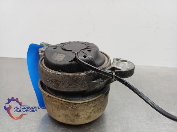 Used Engine mount Mercedes GLK (204.7/9) 2.2 220 CDI 16V BlueEff.,BlueTEC 4-Matic Price € 40,00 Inclusive VAT offered by Alexander Autodemontage