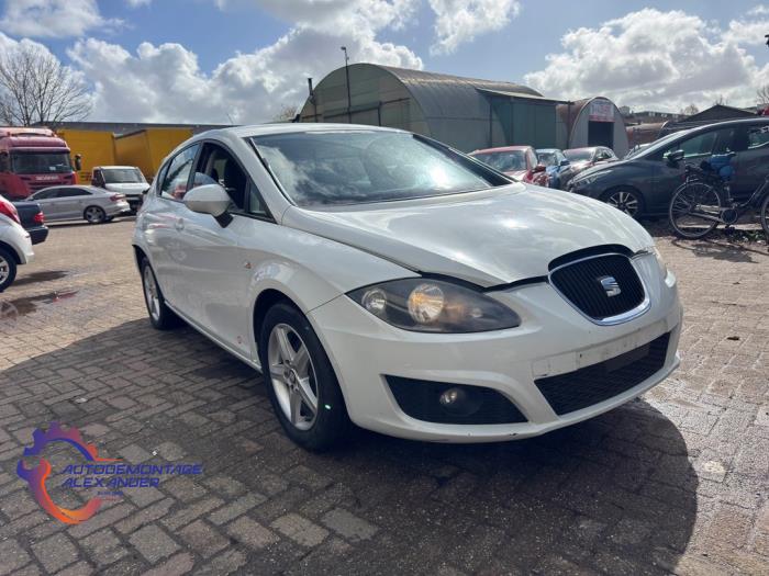 Gebrauchte Rußfilter Seat Leon (1P1) 1.6 TDI 16V 90 Preis € 500,00 Mit Mehrwertsteuer angeboten von Alexander Autodemontage